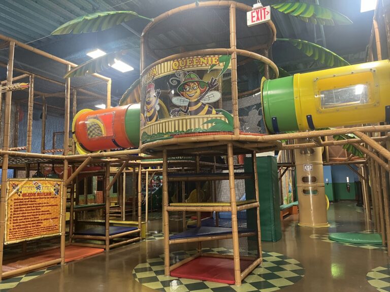 Billy Beez Review: Photos, Prices, + What To Expect (From a Local OC Toddler Mom)